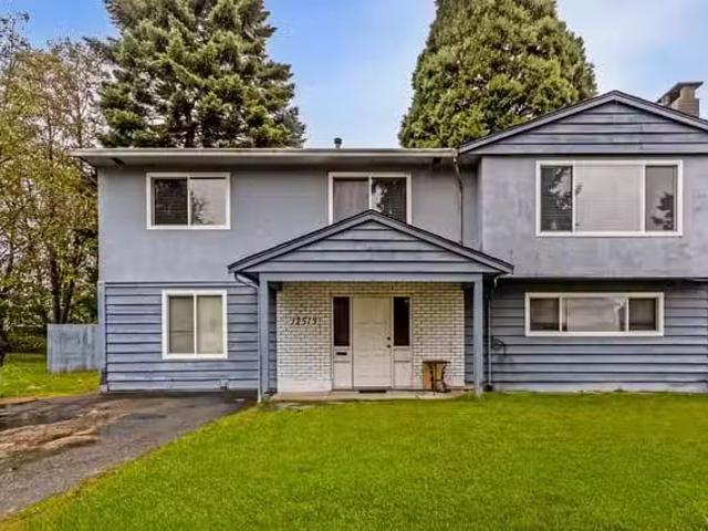 House for sale in Surrey, Surrey, 12513 91 Avenue, 263085424