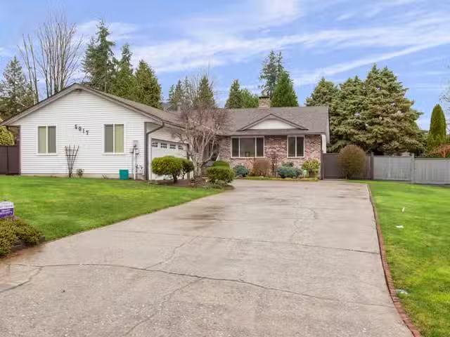 House for sale in Surrey, Surrey, 5917 Kildare Place, 263155609