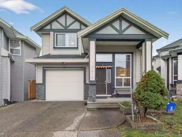 House for sale in Surrey, Surrey, 6418 137a Street, 263100166