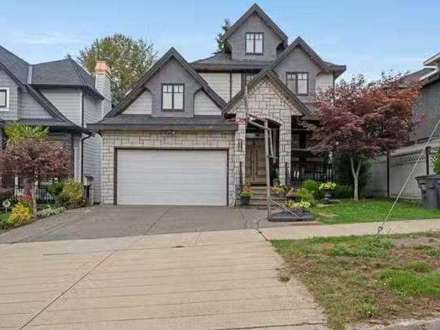 House for sale in Surrey, Surrey, 6116 140 Street, 263091187