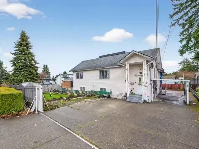 House for sale in Surrey, Surrey, 7576 140 Street, 263138527
