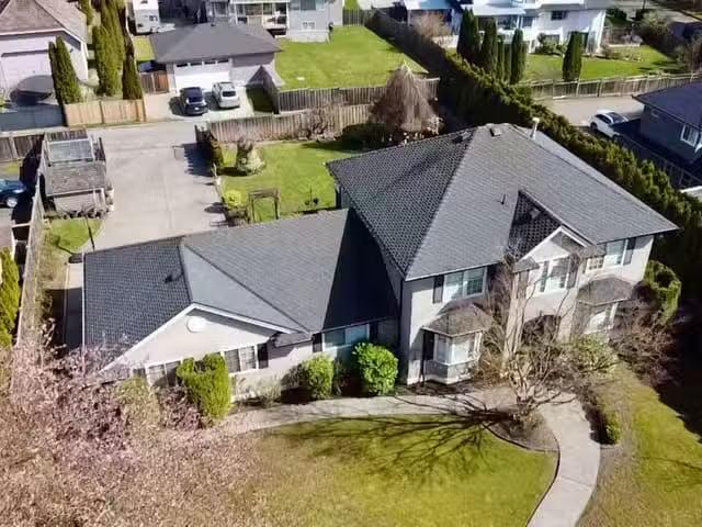 House for sale in Surrey, Surrey, 7930 144 Street, 263127435