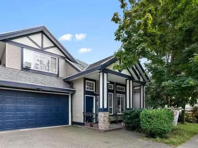 House for sale in Surrey, Surrey, 7114 148 Street, 263060349