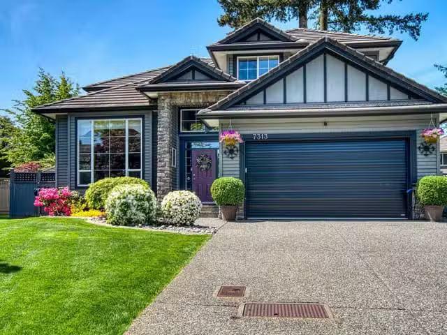 House for sale in Surrey, Surrey, 7313 146a Street, 263145528