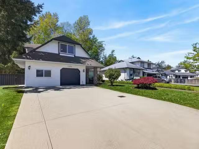 House for sale in Surrey, Surrey, 7325 123 Street, 263156940