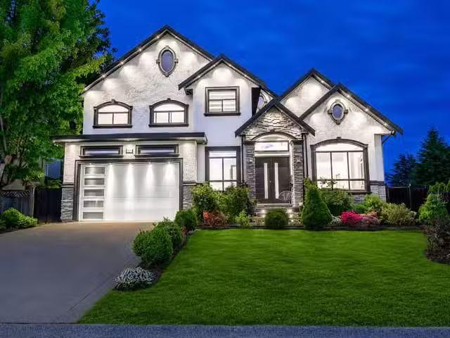 House for sale in Surrey, Surrey, 8670 Tunis Place, 263143820