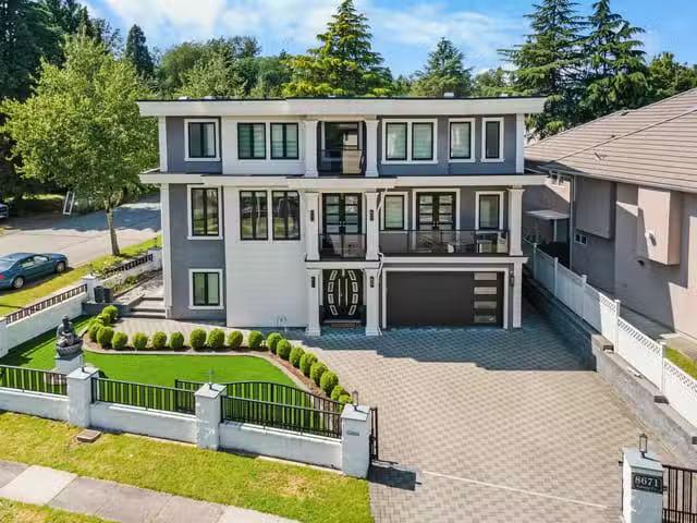 House for sale in Surrey, Surrey, 8671 Galway Crescent, 263144.