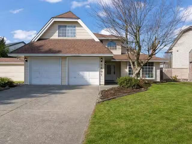 House for sale in Surrey, Surrey, 8891 157 Street, 263147395