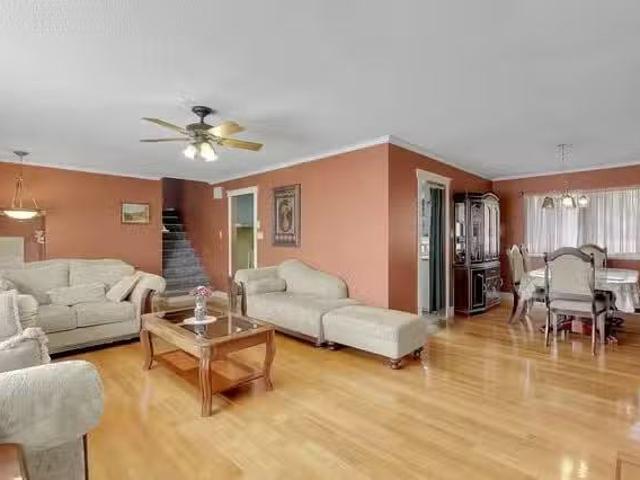 House for sale in Surrey, Surrey, 8947 Ursus Crescent Crescent.