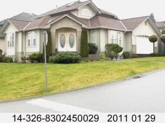 House for sale in Surrey, Surrey, 8045 169 Street, 263009839
