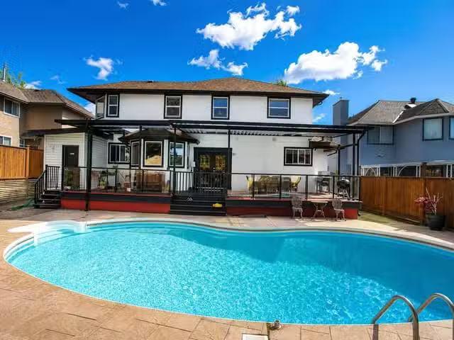 House for sale in Surrey, Surrey, 8265 148b Street, 263153208