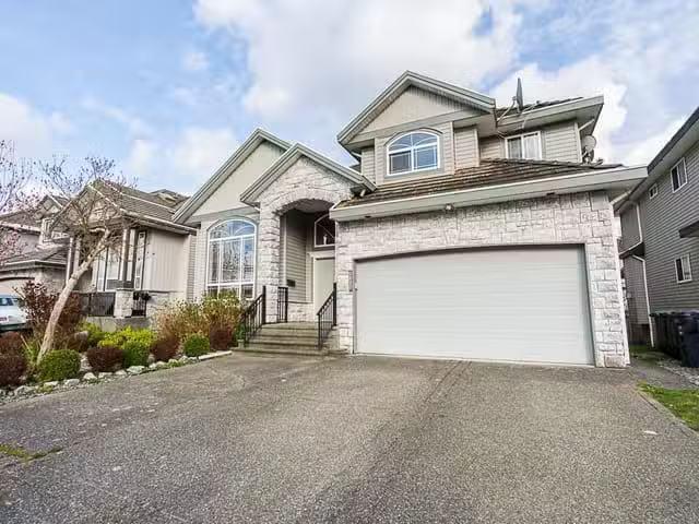 House for sale in Surrey, Surrey, 8358 144 Street, 263141547