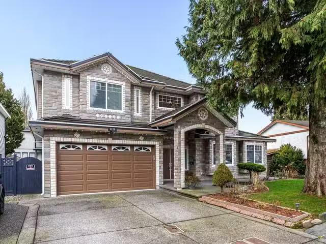 House for sale in Surrey, Surrey, 9416 Wallace Crescent, 26311.