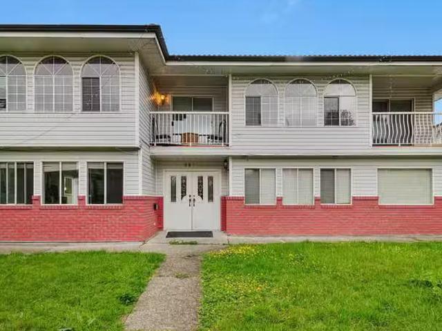 House for sale in Surrey, Surrey, 9011 King George Boulevard.