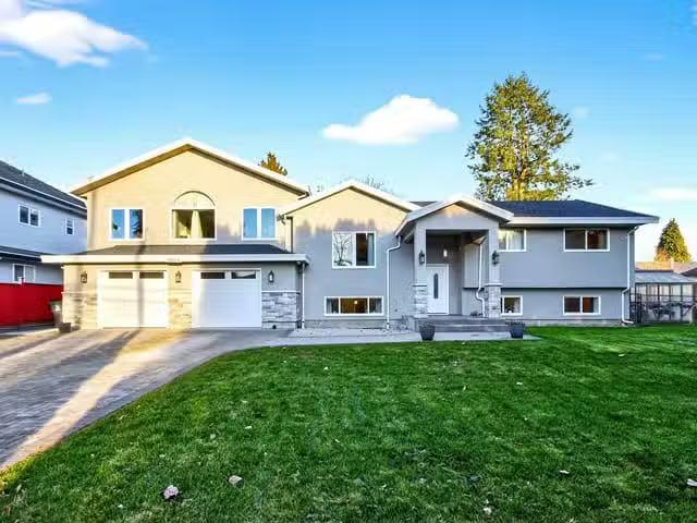 House for sale in Surrey, Surrey, 9044 144 Street, 263118710