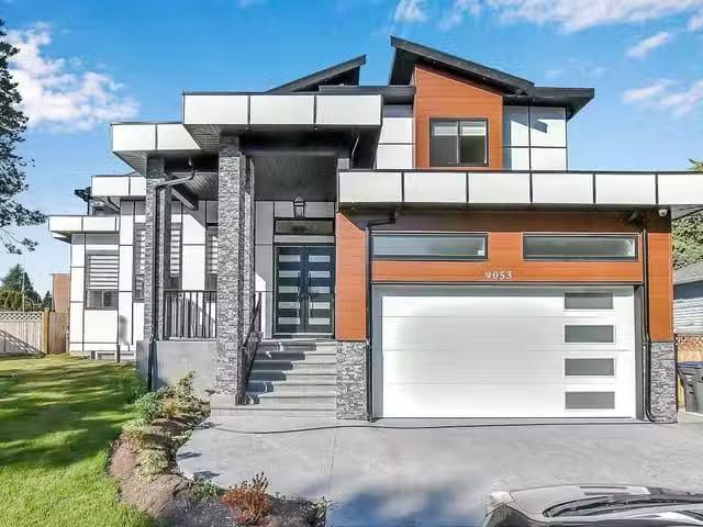 House for sale in Surrey, Surrey, 9053 Alexandria Crescent, 26.