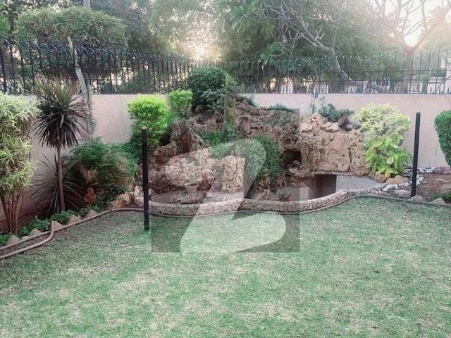 House for sale kda officer society block a 600 sqyds corner house