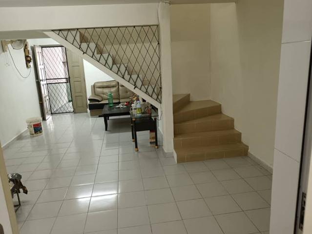 House For Sale PLENTONG