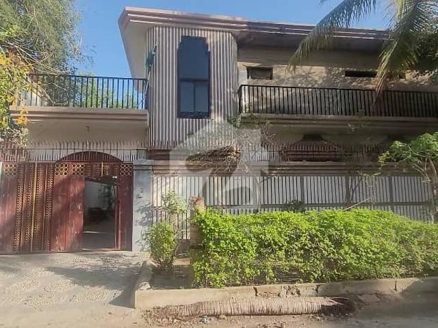 House for Sale Prime Location in Gulistan e johar block 15