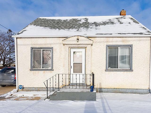 House For Sale Prime Location In St. Vital