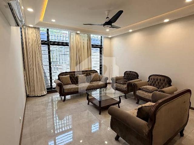 House for sale sector g 11 size one kanal triple story good location