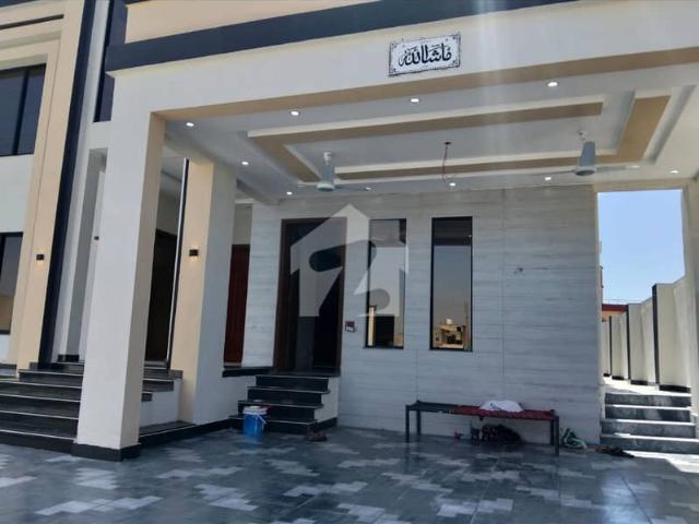 House For Sale Size 60*90 kanal