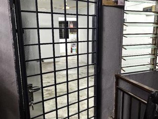 House For SaleFlat Bandar Baru Perda Teluk Kumbar Penang