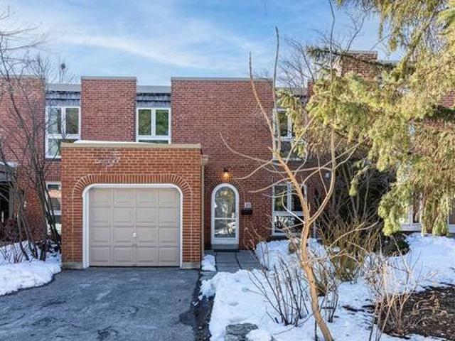 House for rent 40 Snowshoe Mill Way in Toronto Canada