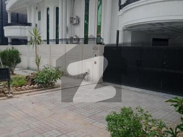 House For Rent 50 Furnished Bedrooms F 7