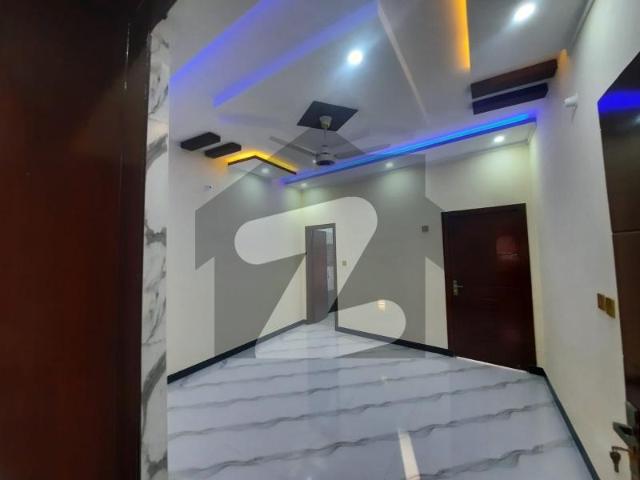 House For Rent 5 Marla 1.5 Storey Slightly Used Snober City