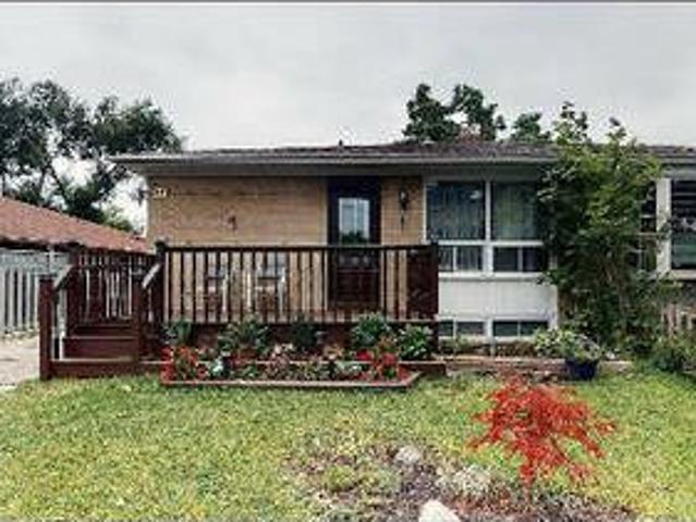 House for rent 2650 ajax