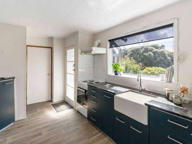 House for Rent 3 bedroom home in Goodwood Heights!