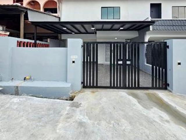 House for Rent Taman Gembira TampoiFully Furnished Move