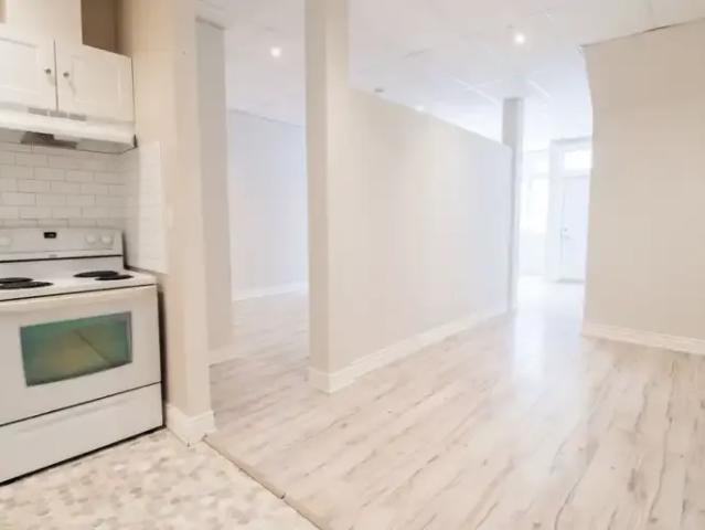 House For Rent Welland ON 1100 ES103151603