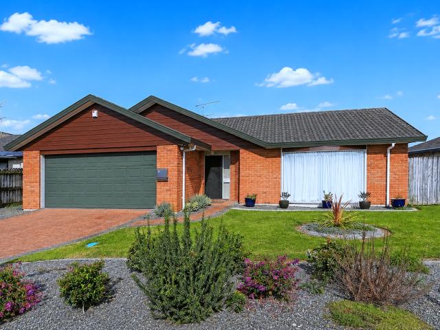 house for rent at 62 sheriff place randwick park auckland rbpr086501, new zealand
