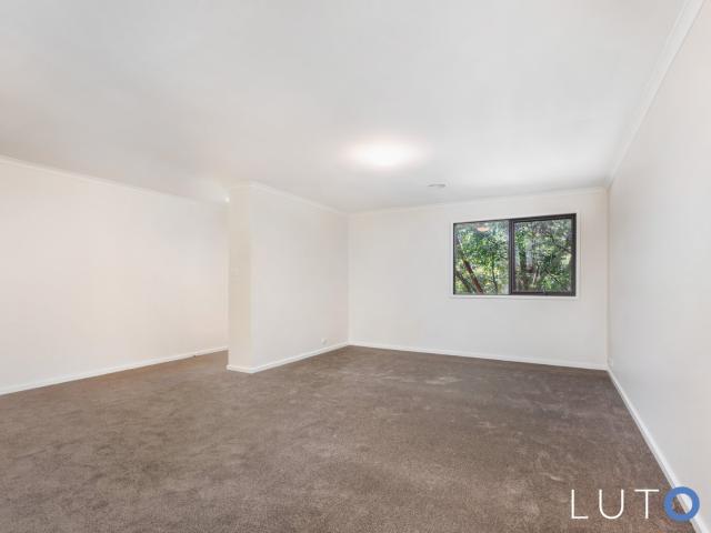 house for rent at 12 Bromley Street, Wanniassa ACT 2903, Australia