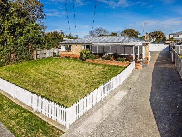 house for rent at 15 fields road manurewa auckland rbpr086420, new zealand