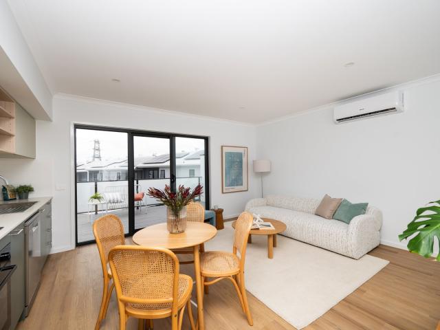 house for rent at 284 Pro Hart Avenue, Strathnairn ACT 2615, Australia