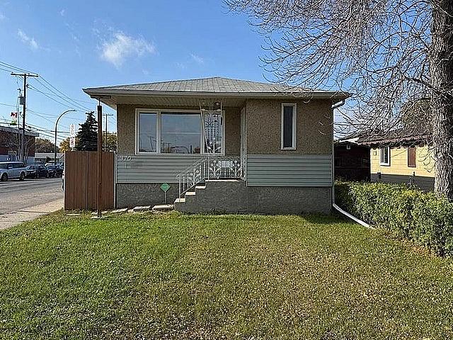 House For Rent By St Michael School highland Park