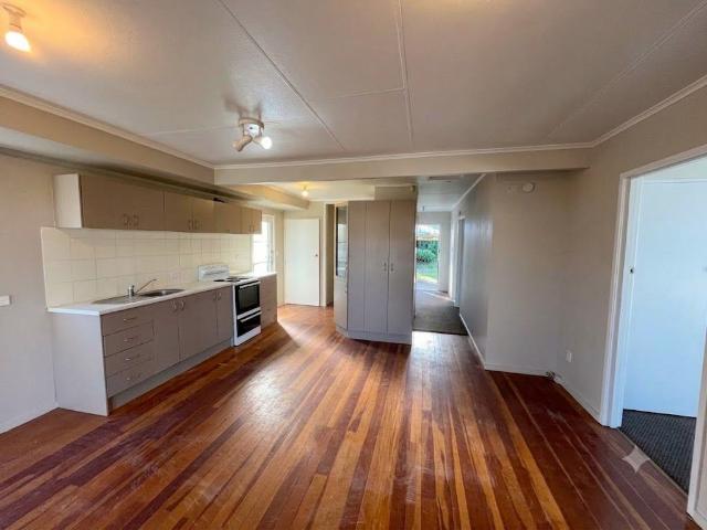 House for Rent Comfortable family living in the heart of Mount Wellington!