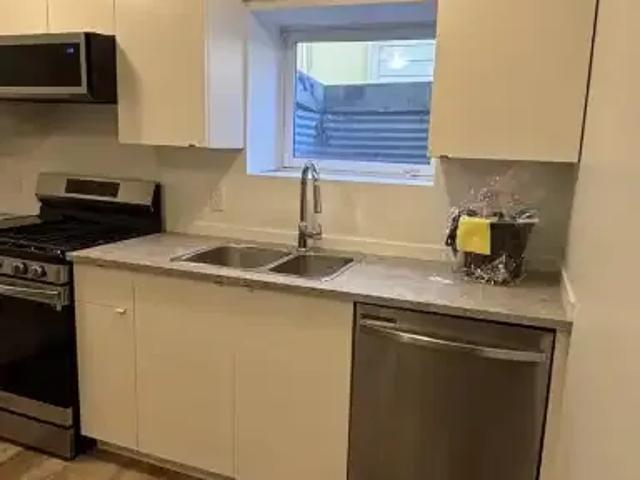 House For Rent Edmonton AB 550 ES103367880