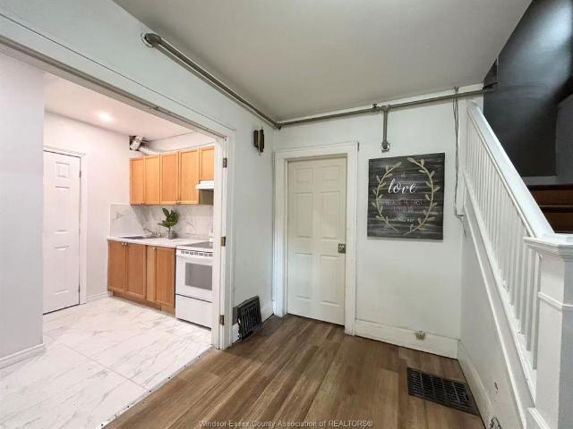 house for rent in 410 Rankin Avenue Windsor, Ontario