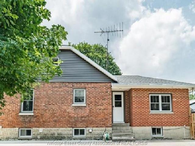 house for rent in 41 Alexandra Unit# Back Chatham, Ontario