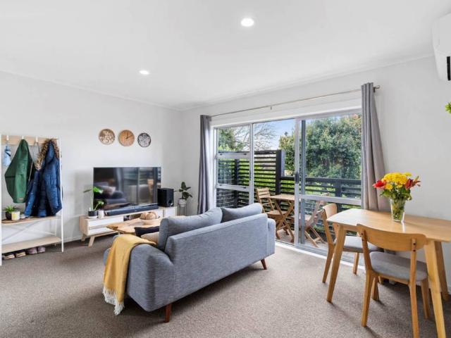 House for rent in 4/48 Gowing Drive, Meadowbank