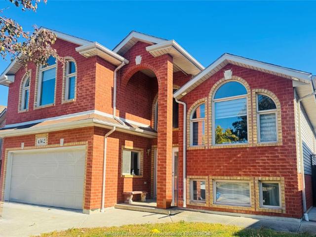 house for rent in 4562 Brunswick Avenue Unit# Upper Windsor, Ontario