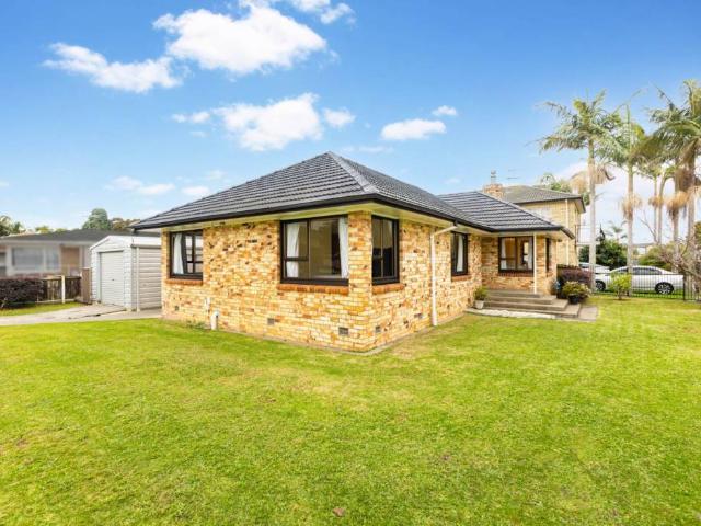 House for rent in 51A Glen Avenue, Papatoetoe