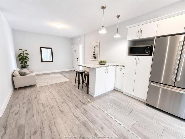 house for rent in 521 Campbell Avenue Windsor, Ontario