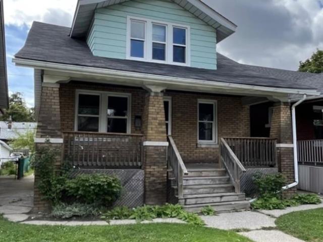 house for rent in 521 Rankin Avenue Windsor, Ontario