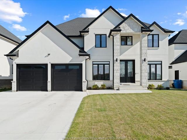 house for rent in 601 Holburn Street Windsor, Ontario