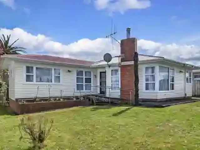 house for rent in 62 Western Hills Drive, Kensington, Whangarei, New Zealand